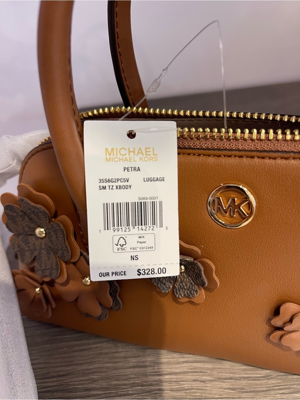 MICHAEL KORS Petra Sm Signature Logo Floral Embellished Crossbody
Luggage
NWT - Picture 10 of 15